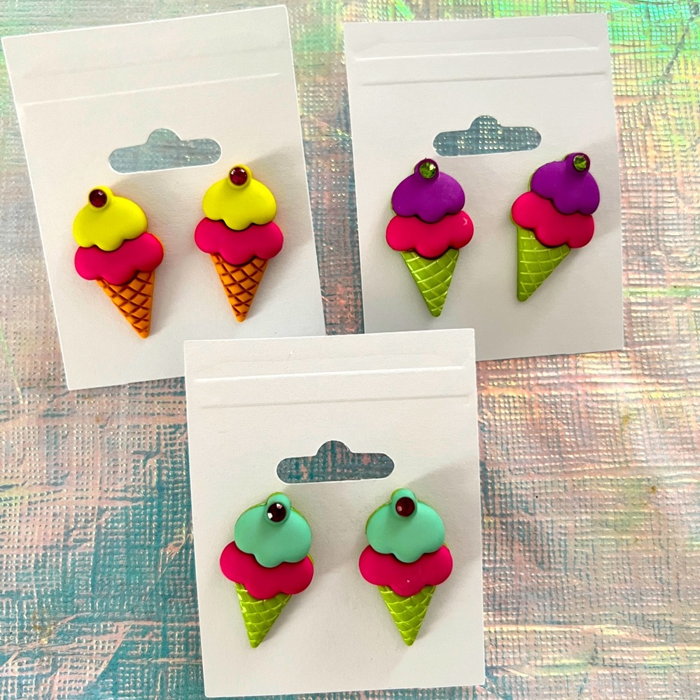 Ice cream shaped stud earrings